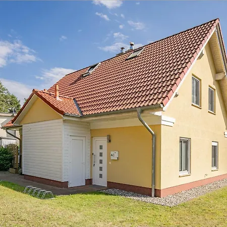 Holiday home Waldsiedlung Moewenkoje